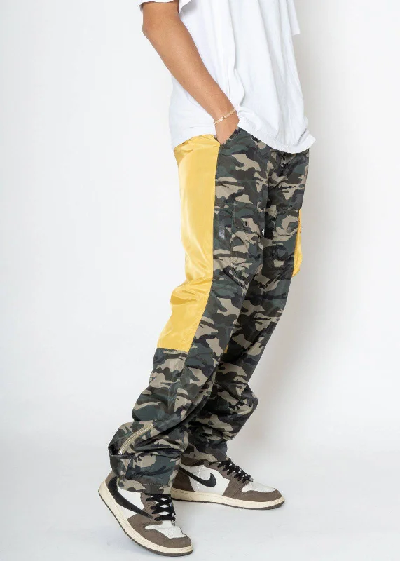 Blank State Men's Pants in Camo